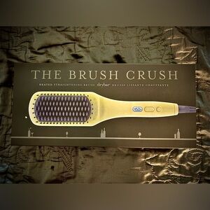 DRYBAR “The Brush Crush” Heated Straightening Brush